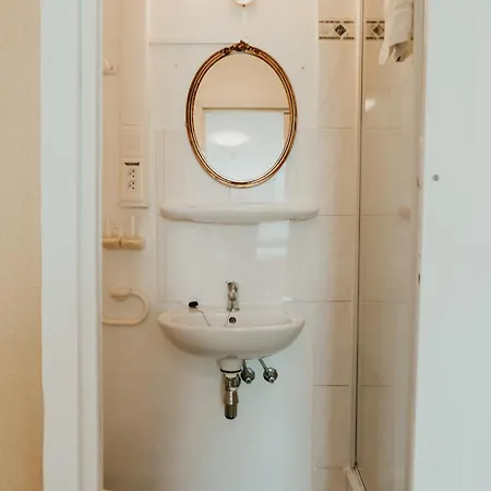 فندق هوتل كافاليه 2*
